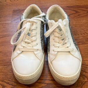 Aqua Play Womens Platform Casual Sneakers -  in White & Silver